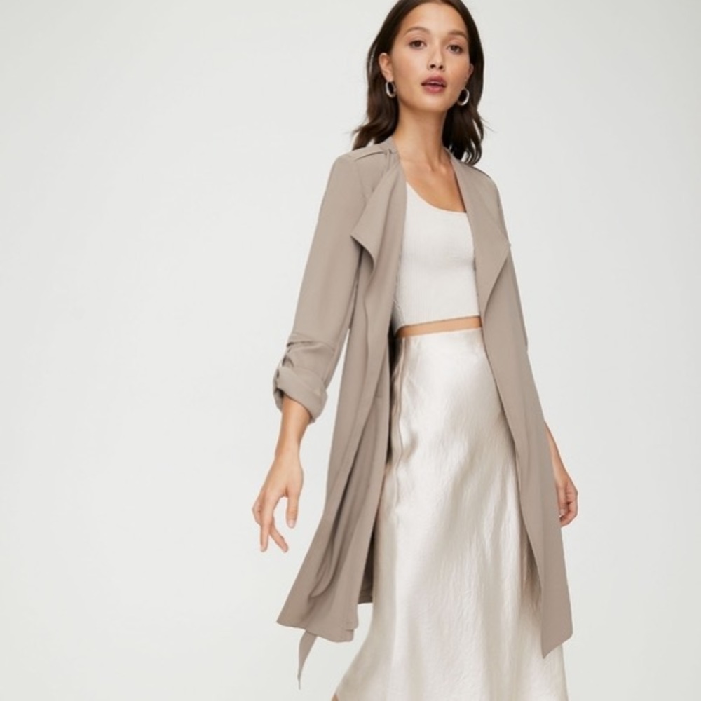 Babaton flowy trench coat